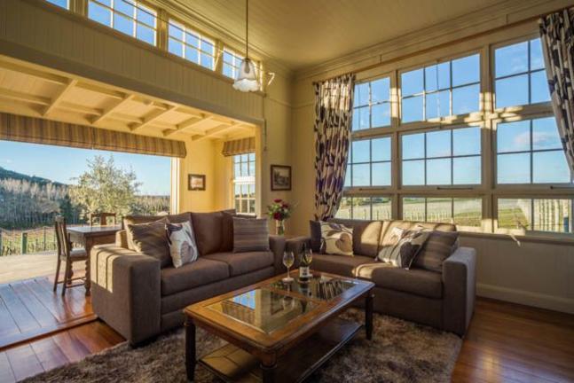 Kina Beach Vineyard The Cottage