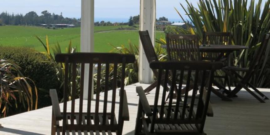 Ruby Bay Vineyard Lodge & Cottage