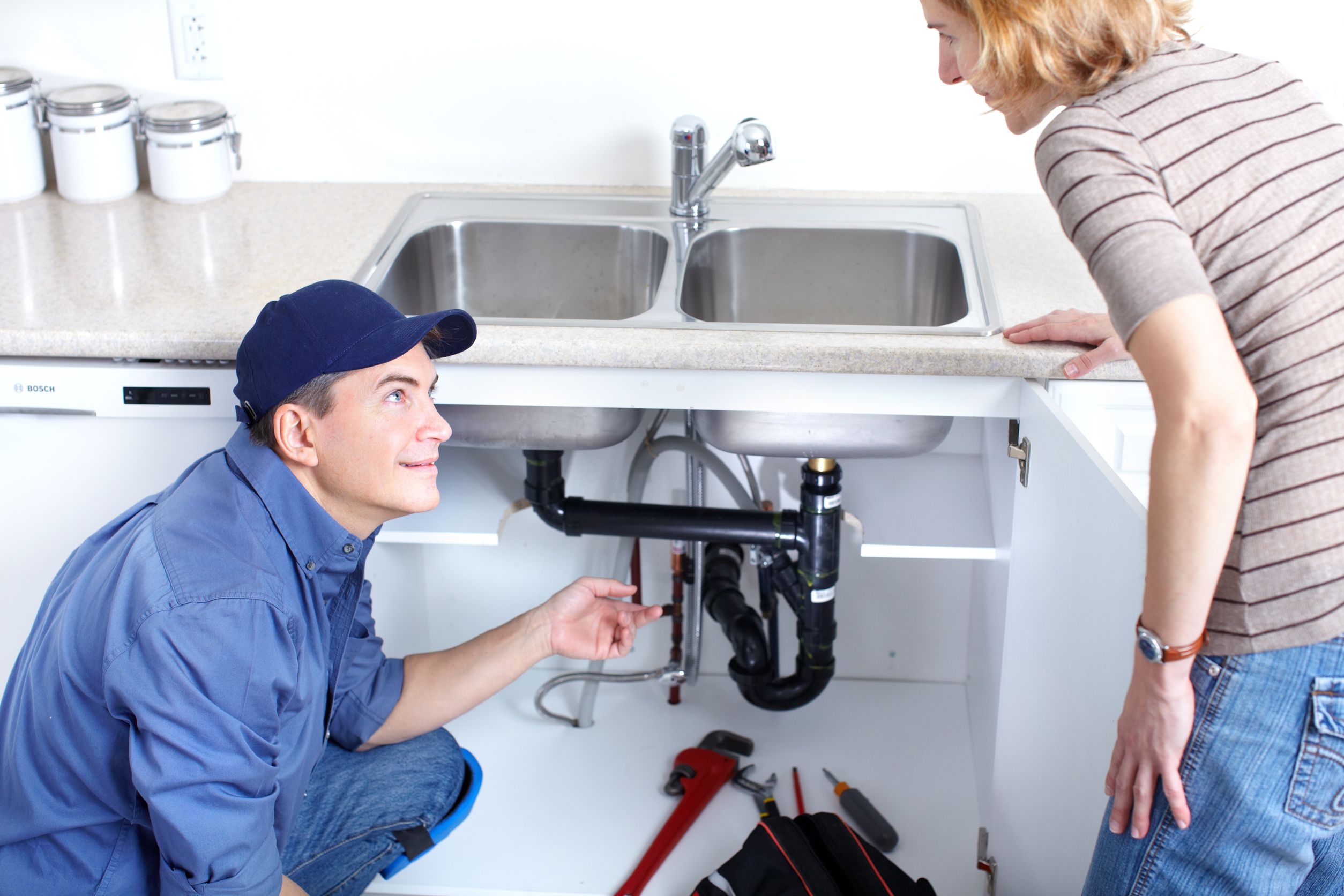 Common Plumbing Issues Resolved by Plumbing Services